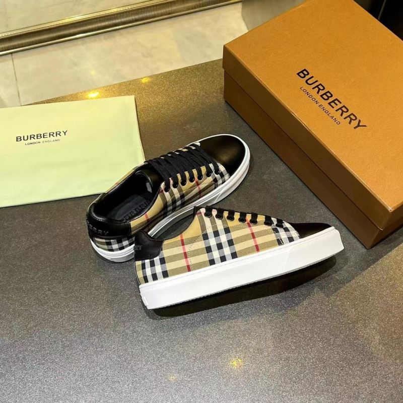 Burberry Low Shoes